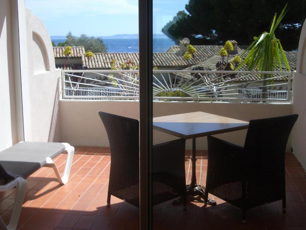 Hotel Beau Soleil Le Lavandou Phòng bức ảnh