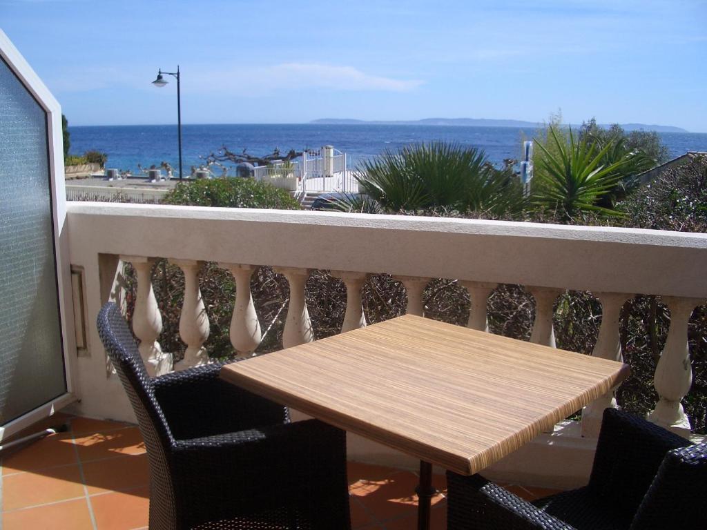 Hotel Beau Soleil Le Lavandou Phòng bức ảnh